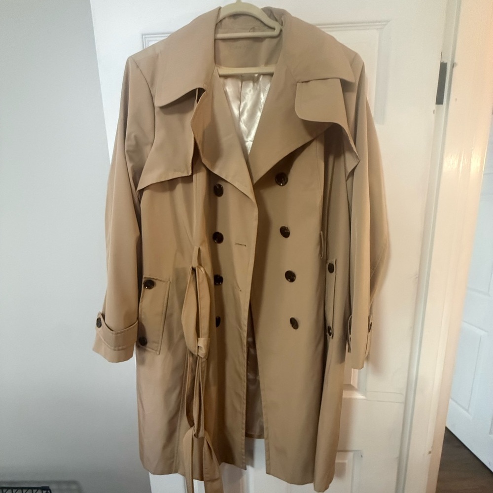 Calvin Klein Women’s Raincoat 3X